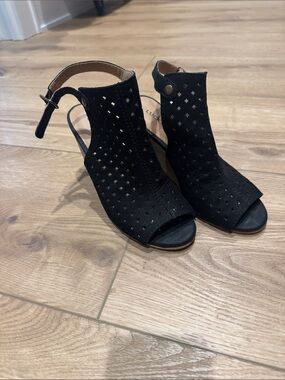 Lucky Brand Black Perforated Peep-Toe Slingback Heels